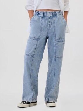 Gap Relaxed Cargo Seam Jeans